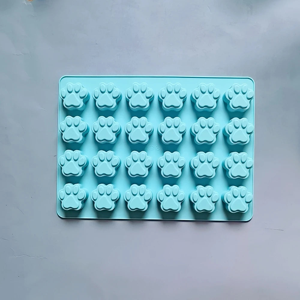 Dog Paw Silicone Mold Cat Animal Foot Print Mould For Soap Candy Chocolate Jelly Pudding Ice Cube Tray Frozen Pet Treats Tools