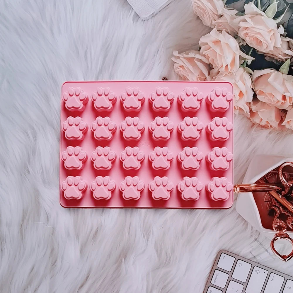 Dog Paw Silicone Mold Cat Animal Foot Print Mould For Soap Candy Chocolate Jelly Pudding Ice Cube Tray Frozen Pet Treats Tools