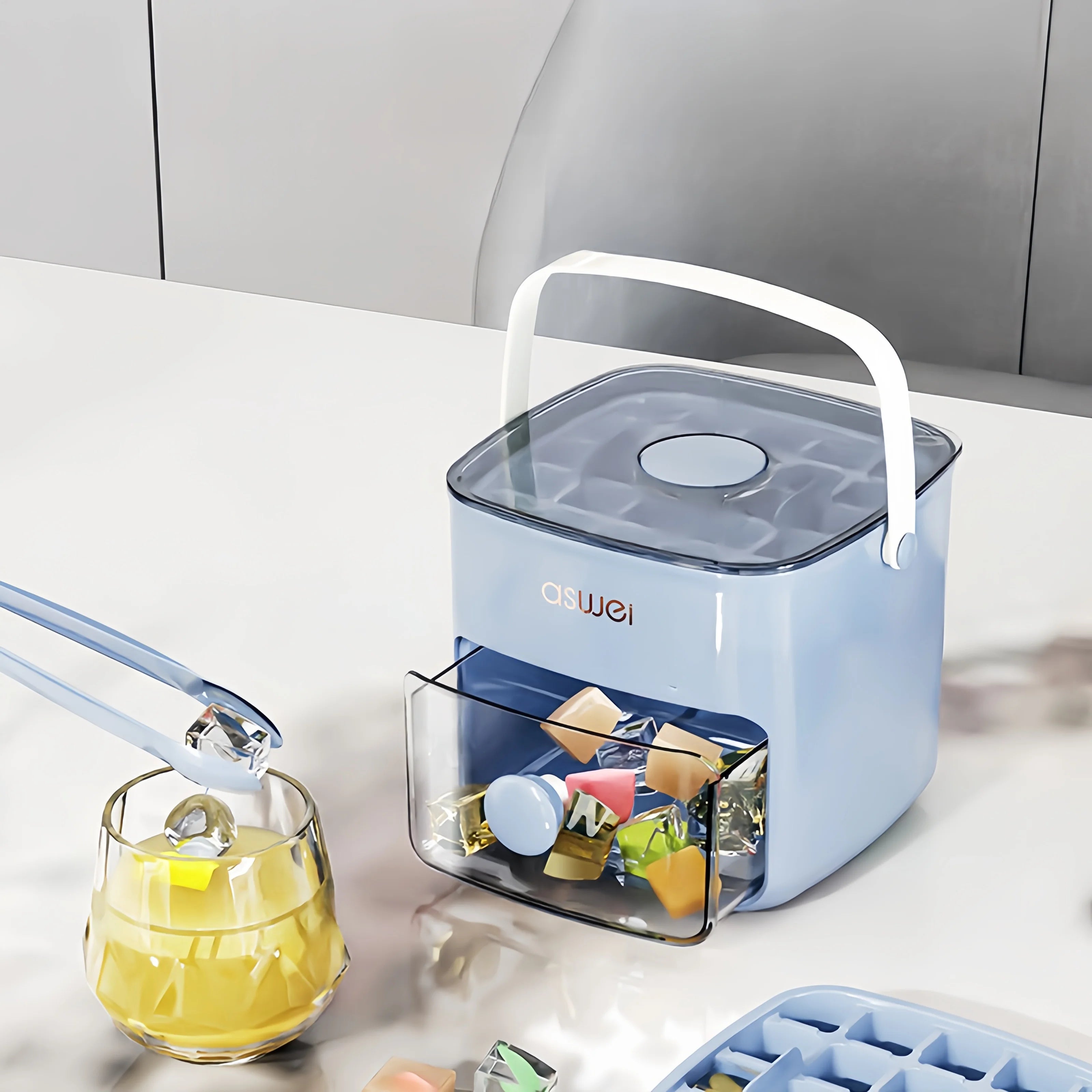 Large 48-grid Ice Cube Machine with Easy-to-slip Double-layer Design Portable Easy Press Cap Household Ice Storage Tray Ice Box