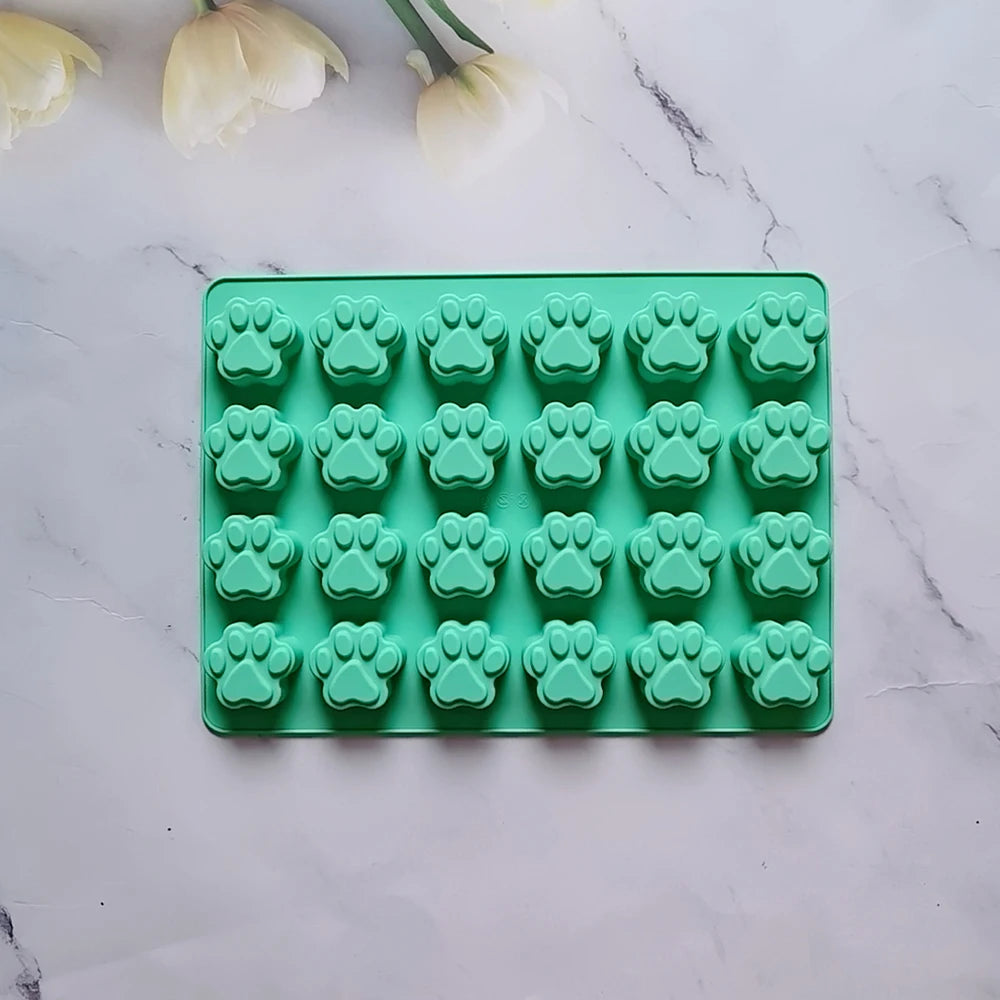 Dog Paw Silicone Mold Cat Animal Foot Print Mould For Soap Candy Chocolate Jelly Pudding Ice Cube Tray Frozen Pet Treats Tools