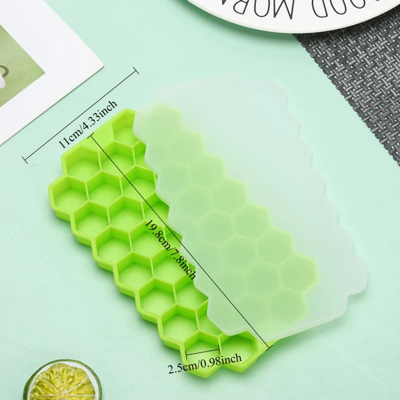 1/2/4PCS Cavity Honeycomb Ice Cube Trays Reusable Silicone Ice Cube Mold BPA Free Ice Maker with Removable Lids