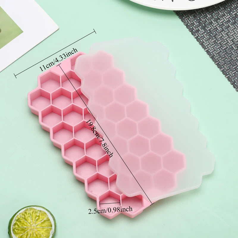 1/2/4PCS Cavity Honeycomb Ice Cube Trays Reusable Silicone Ice Cube Mold BPA Free Ice Maker with Removable Lids