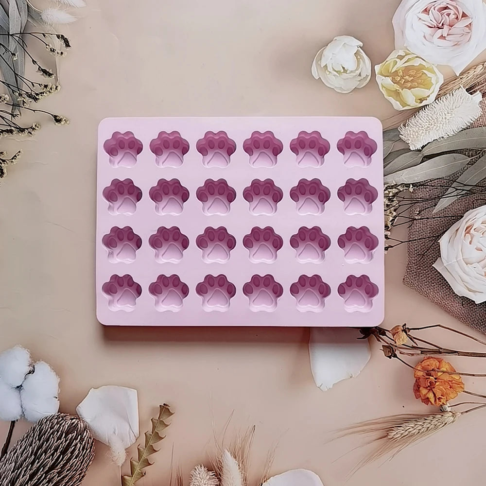 Dog Paw Silicone Mold Cat Animal Foot Print Mould For Soap Candy Chocolate Jelly Pudding Ice Cube Tray Frozen Pet Treats Tools
