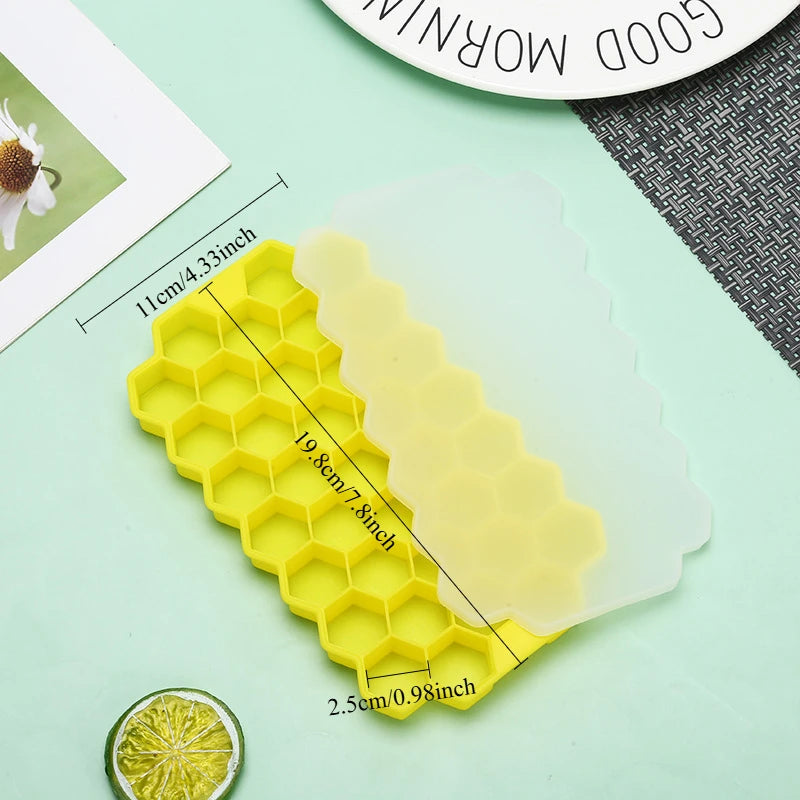 1/2/4PCS Cavity Honeycomb Ice Cube Trays Reusable Silicone Ice Cube Mold BPA Free Ice Maker with Removable Lids